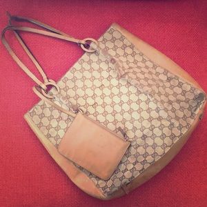 Gucci GG Bag Vintage Signature Great Patina